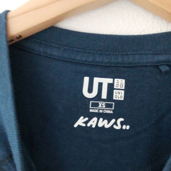 Uniqlo Kaws Blue Graphic Tee Size Extra Small - Picture 3 of 3